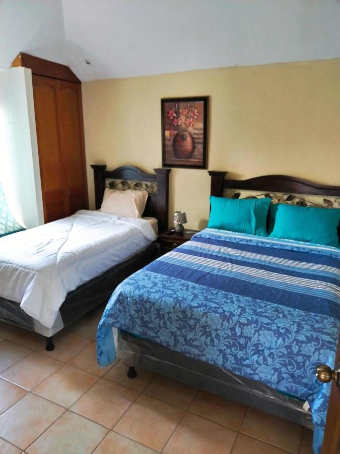 Hotel El Ático Guatemala Exterior foto
